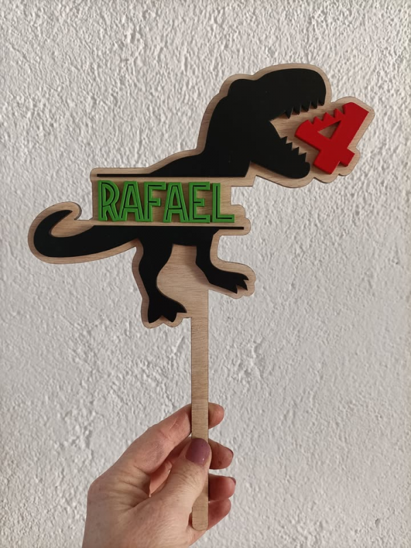 Cake topper dino